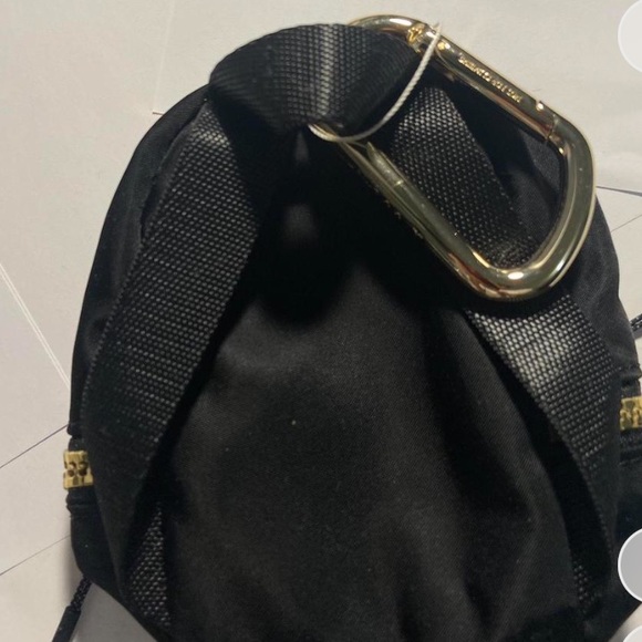 Lululemon Nano City Adventurer Backpack, great for storing small items! - Picture 6 of 7